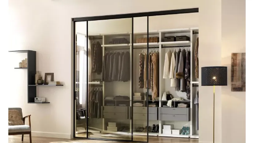 Cabina Armadio con ante scorrevoli in vetro stratificato a garanzia della massima sicurezza NC401 di Moretti Compact