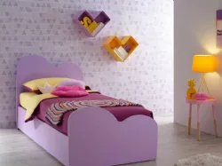 Letto singolo con testiera e pediera sagomate  SC112 in laccato Lilla di Moretti Compact