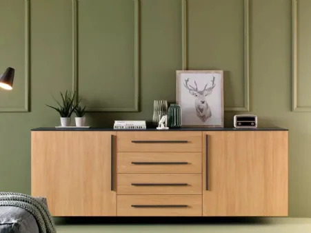 Madia dal design decorativo elegante con struttura laccata grafite LV203 di Moretti Compact