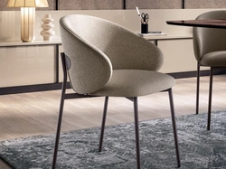 Sedia imbottita Calla di Scavolini