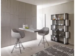 Sgabello fisso con basamento in filo metallico e seduta rivestita in pelle Victor di Ozzio