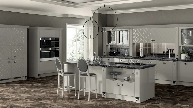 Cucina Classica Exclusiva con anta Glamour di Scavolini