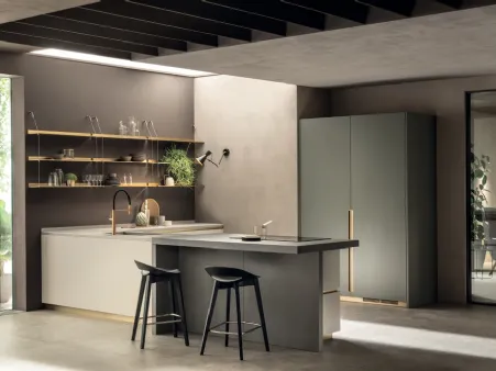Cucina Moderna DeLinea in laccato Tortora e Verde Minerale di Scavolini