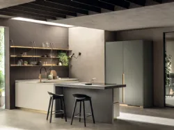Cucina Moderna DeLinea in laccato Tortora e Verde Minerale di Scavolini