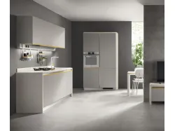 Cucina Moderna Dandy Plus Grigio Velo e maniglia Giallo Senape di Scavolini