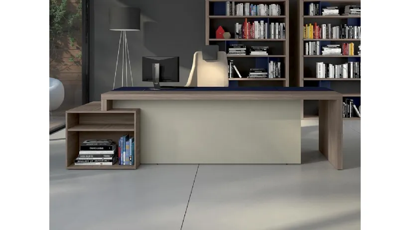 Scrivania Executive in nobilitato Olmo e laccato opaco con piano e fianchi in ecopelle di MobilOfficeFurniture