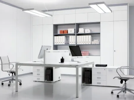 Scrivania operativa in melaminico e metallo Point di MobilOfficeFurniture