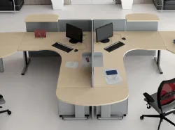 Scrivania operativa sagomata in melaminico e metallo T Desk di MobilOfficeFurniture