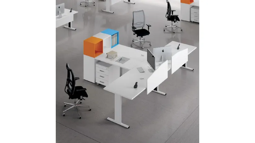 Scrivania operativa in melaminico e metallo T Desk di MobilOfficeFurniture